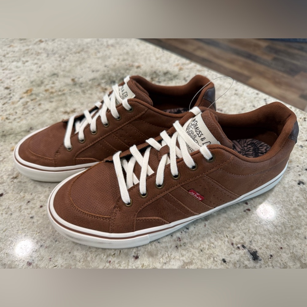 Levi's Men's Charter Brown and White Sneakers “NWOT”